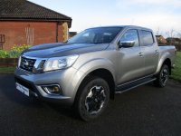 NISSAN NAVARA