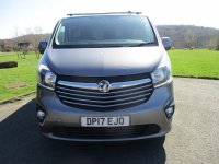 VAUXHALL VIVARO
