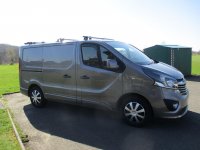 VAUXHALL VIVARO