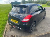 SUZUKI SWIFT