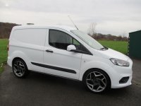 FORD TRANSIT COURIER